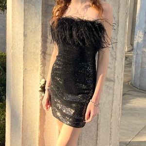 Sherri Hill strapless black sequin feathered homecoming dress